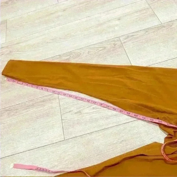 Everlane Perform Legging in Amber Copper Color perform ankle Size Small - Picture 5 of 6